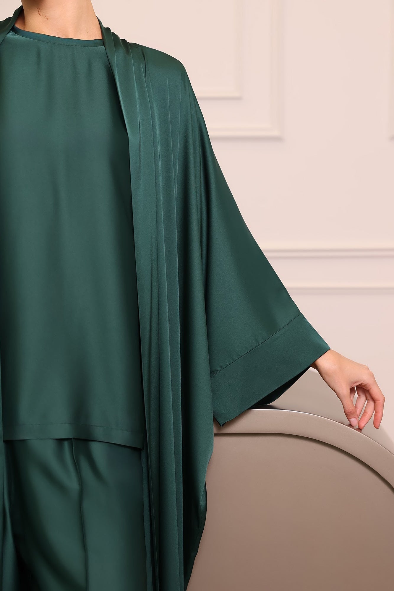 مجموعة دانا العريضة باللون الأخضر الداكن