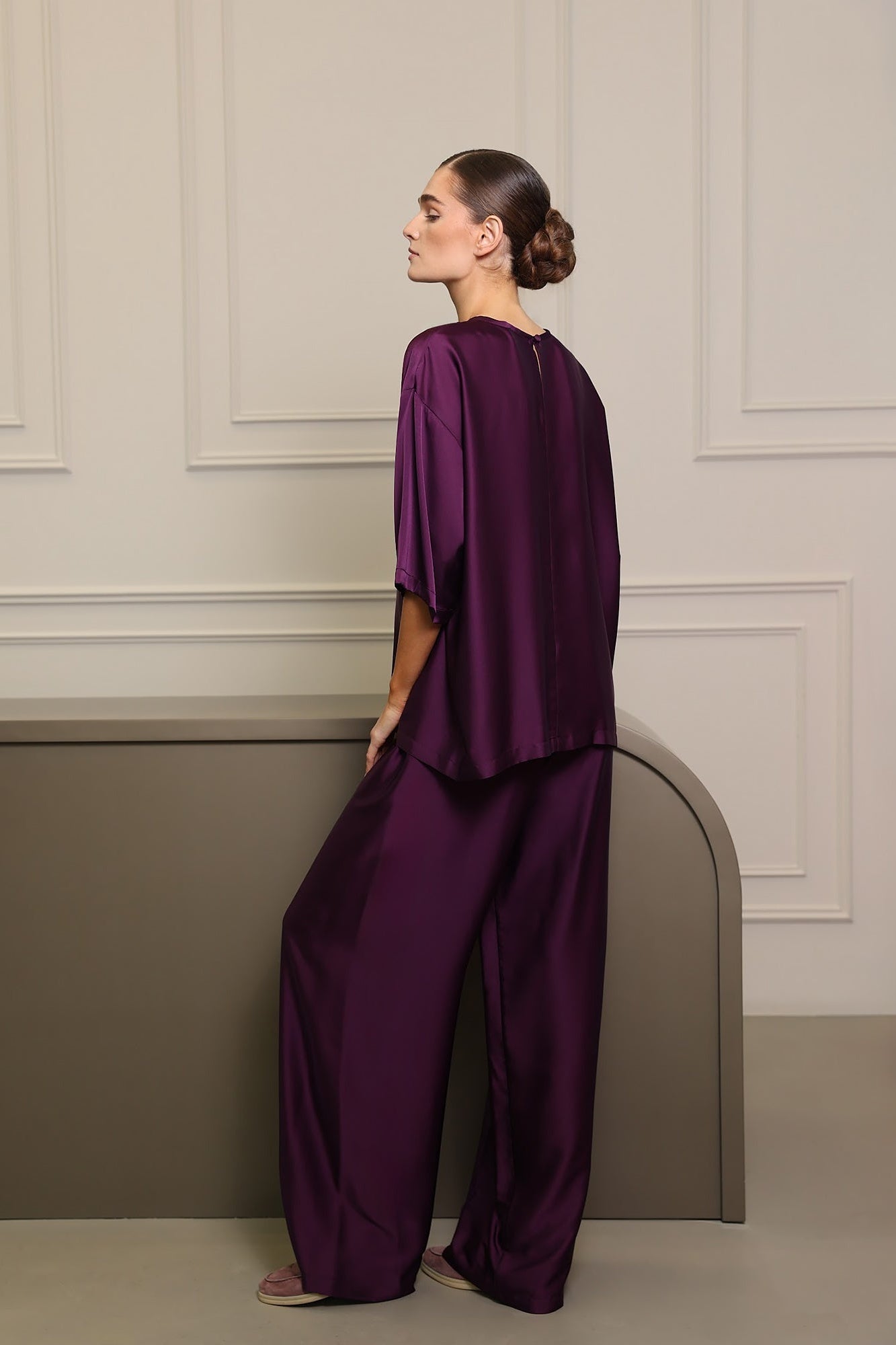 Violet Dana Wide Set