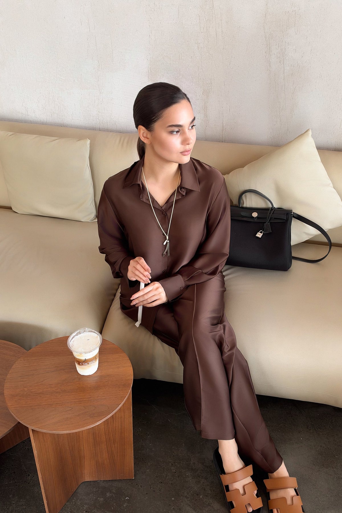 Brown Fiora Set seated