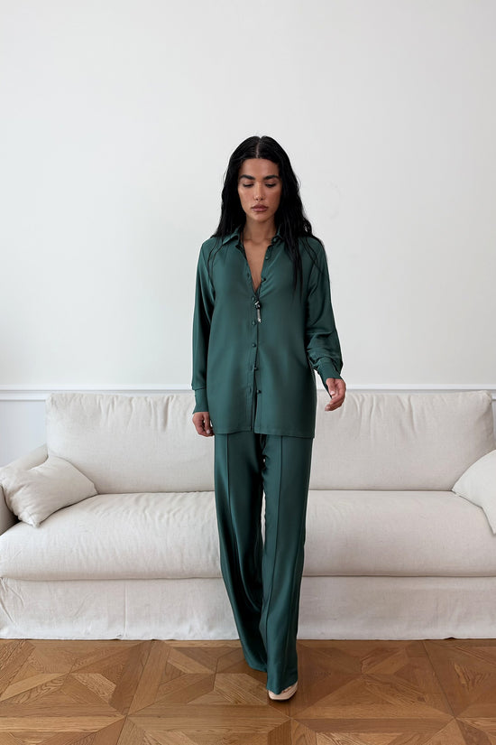 Emerald Green Fiora Set front walking