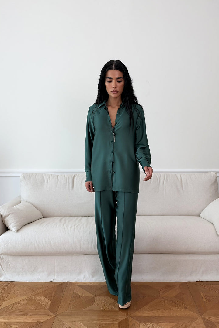 Emerald Green Fiora Set front walking