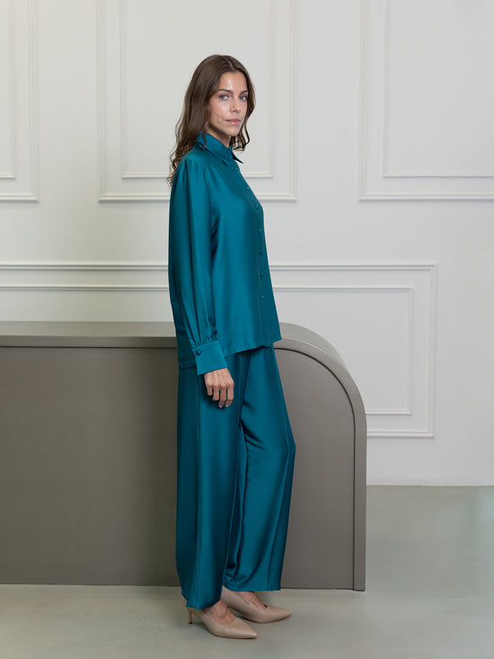 مجموعة فيورا باللون الأخضر الداكن