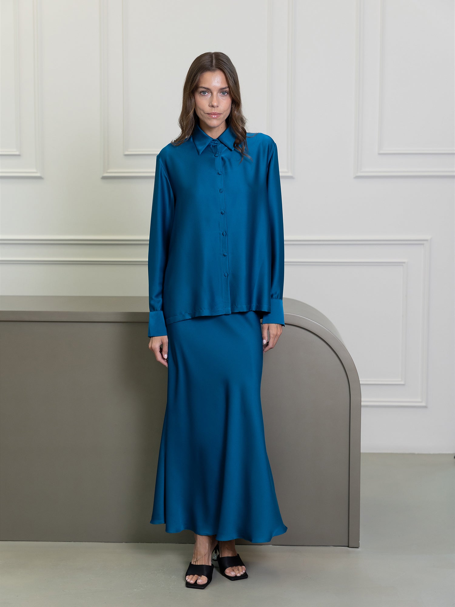 طقم تنورة فيورا برتقالية