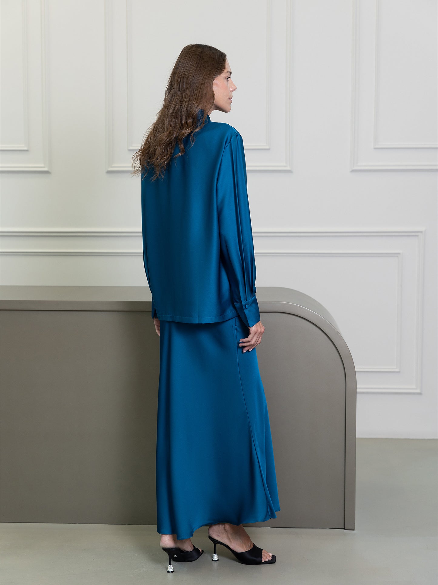 طقم تنورة فيورا برتقالية